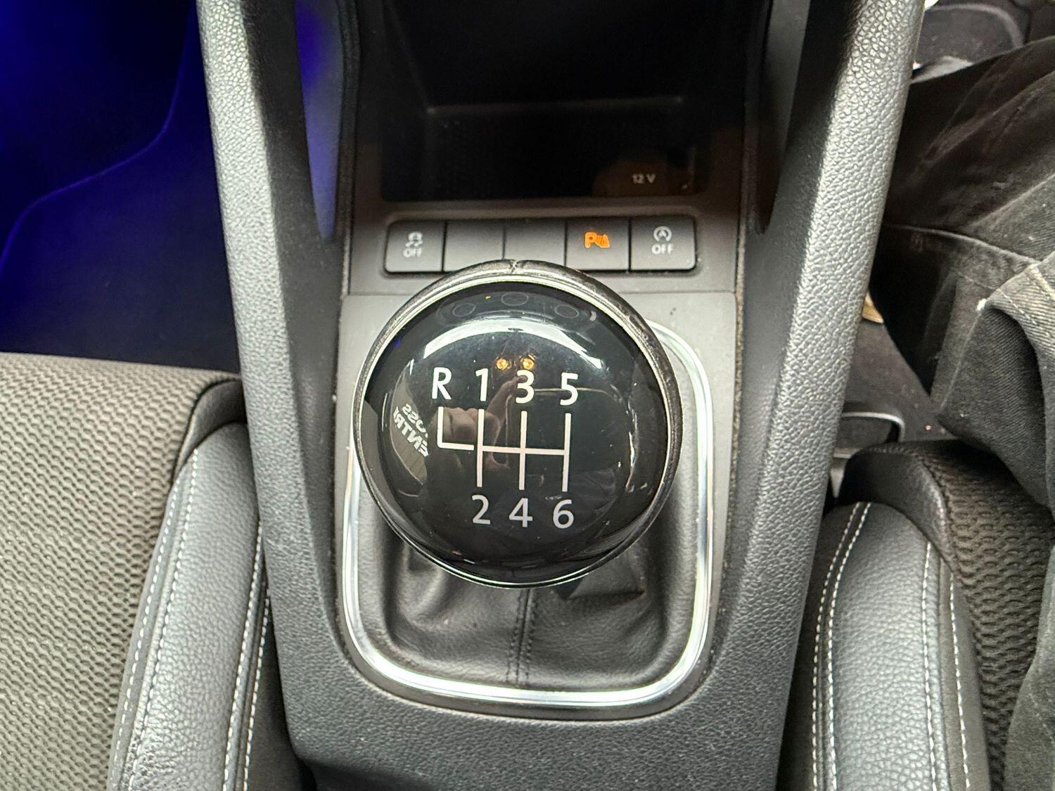 Used Volkswagen Scirocco 2016 for sale - 76174127: Photo 14