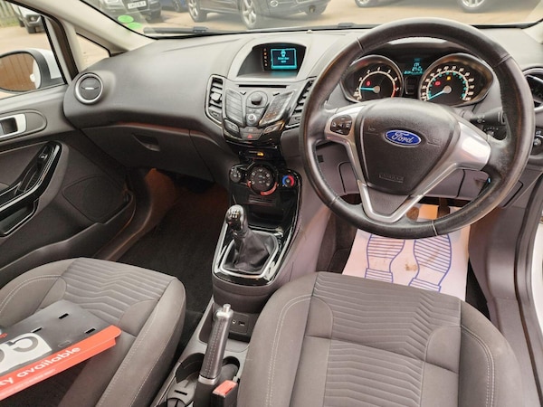Used Ford Fiesta 2014 for sale - 75686123: Photo 6