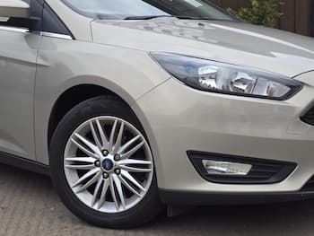 Used Ford Focus 2017 for sale - 79805917: Photo
