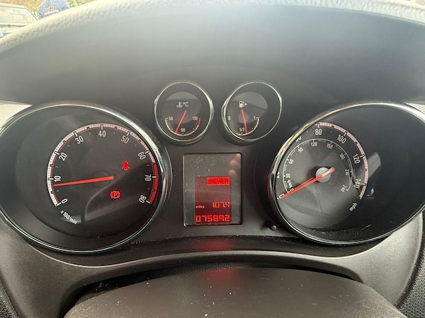 Used Vauxhall Meriva 2013 for sale - 76082657: Photo 10