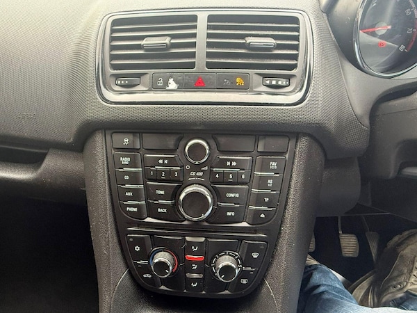 Used Vauxhall Meriva 2013 for sale - 76082657: Photo 12