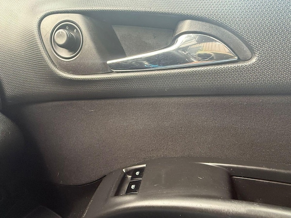 Used Vauxhall Meriva 2013 for sale - 76082657: Photo 16