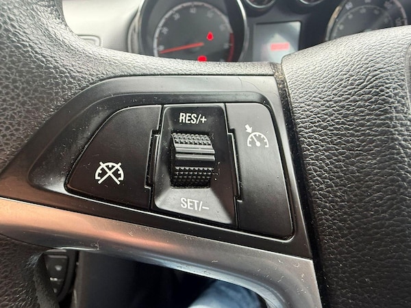 Used Vauxhall Meriva 2013 for sale - 76082657: Photo 8