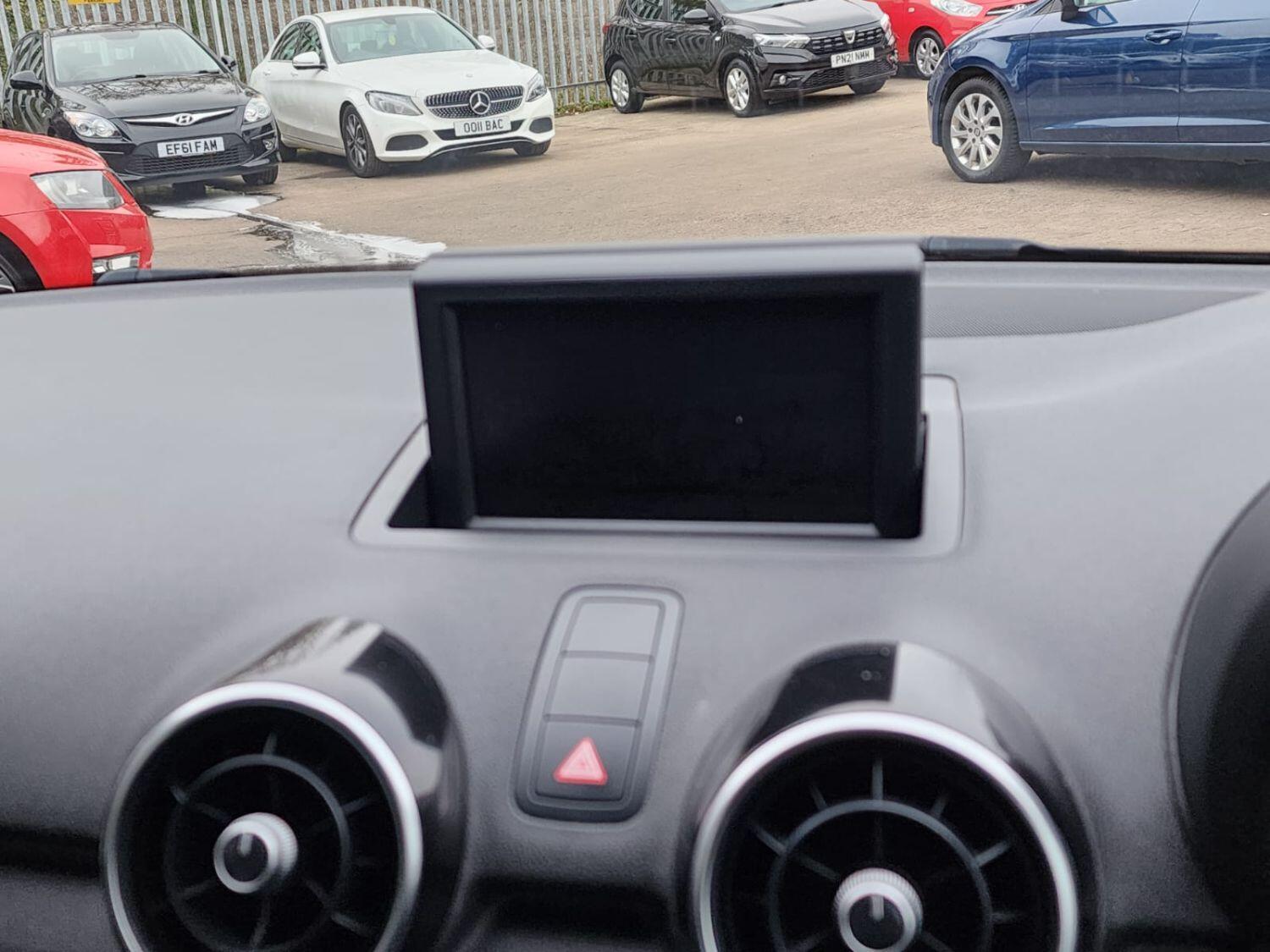 Used Audi A1 2011 for sale - 76268453: Photo 8