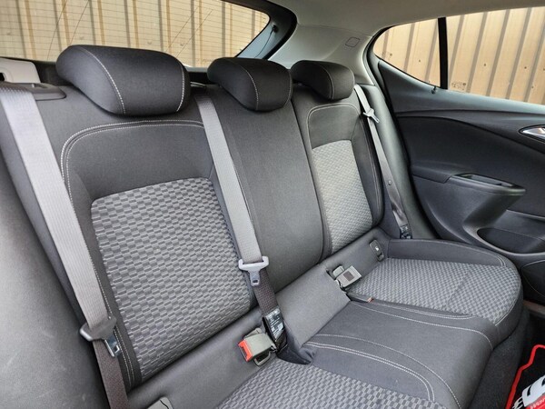 Used Vauxhall Astra 2018 for sale - 76314035: Photo 19