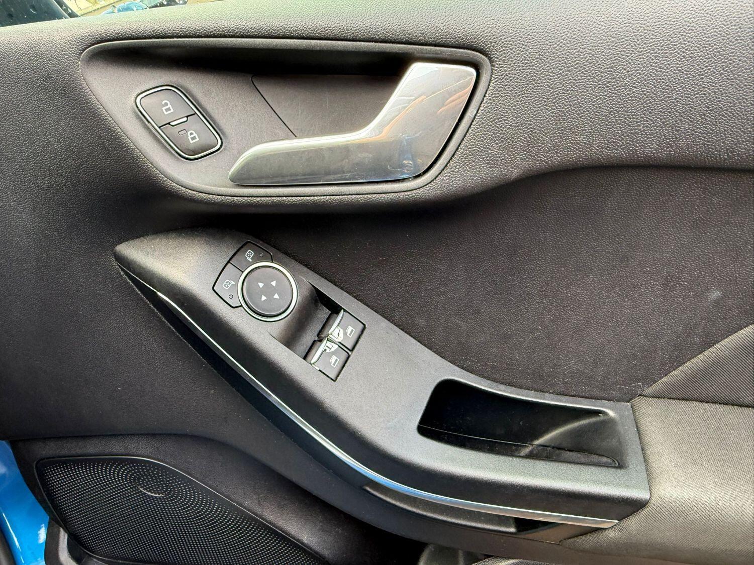 Used Ford Fiesta 2019 for sale - 76070390: Photo 11