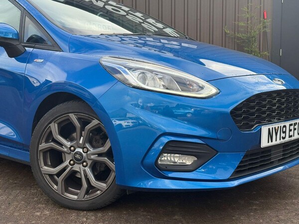 Used Ford Fiesta 2019 for sale - 76070390: Photo 2