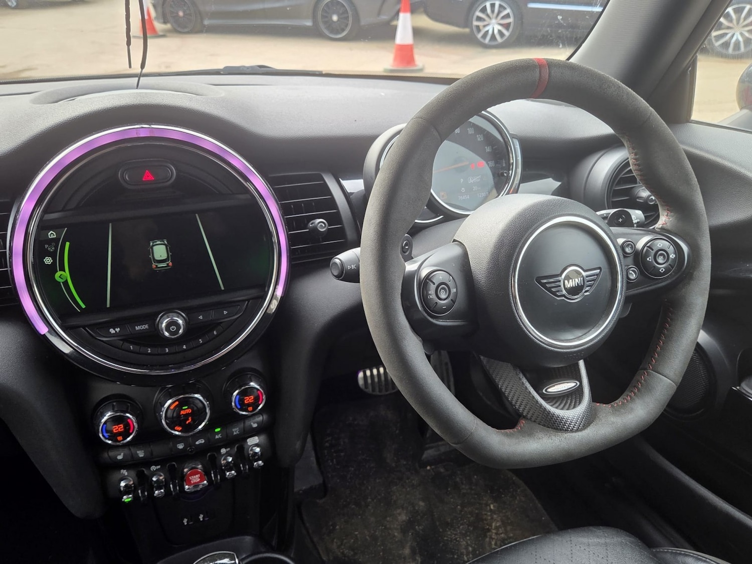 Used MINI Hatch 2018 for sale - 77807101: Photo 8