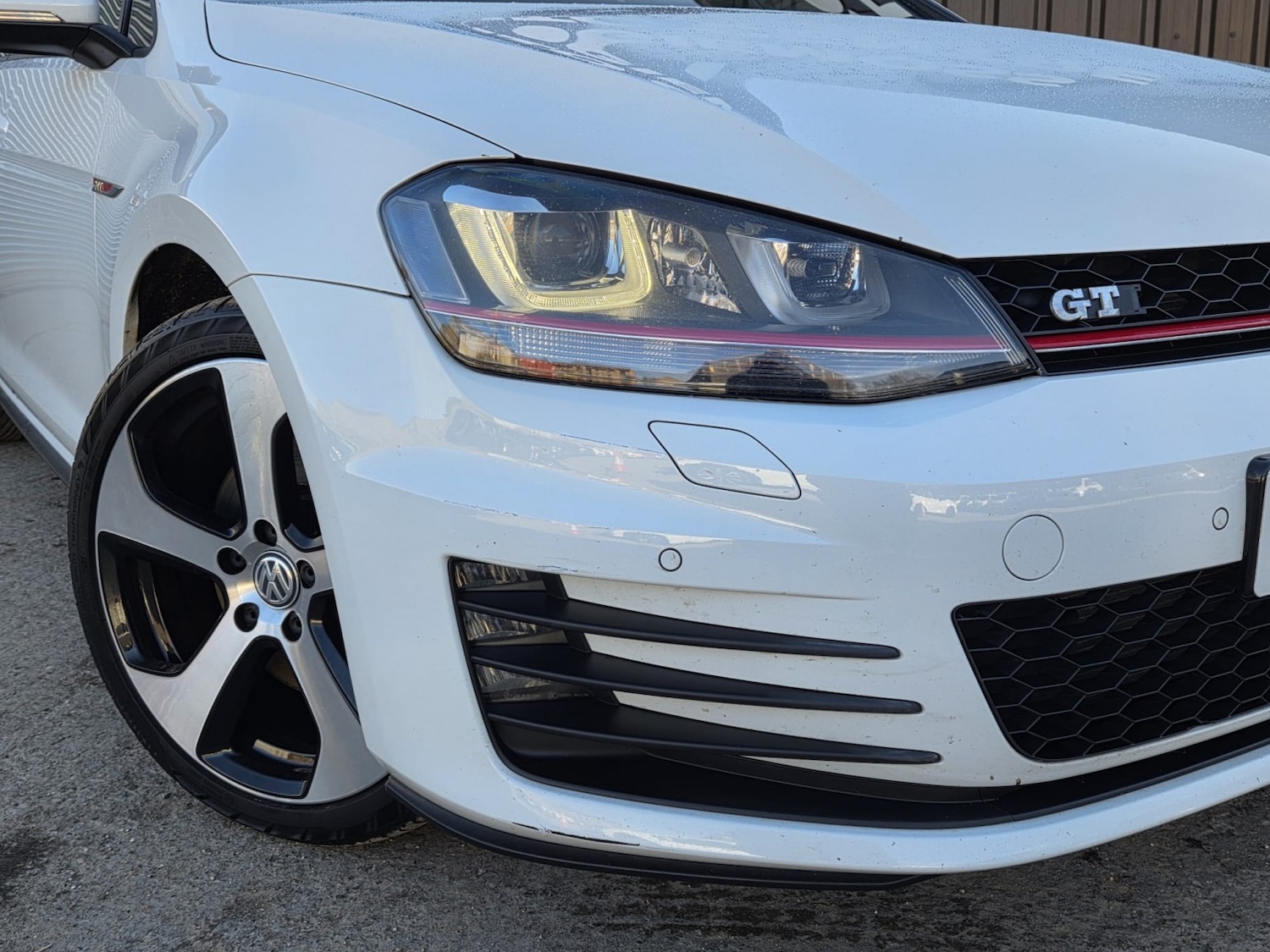 Used Volkswagen Golf 2015 for sale - 77650056: Photo 2