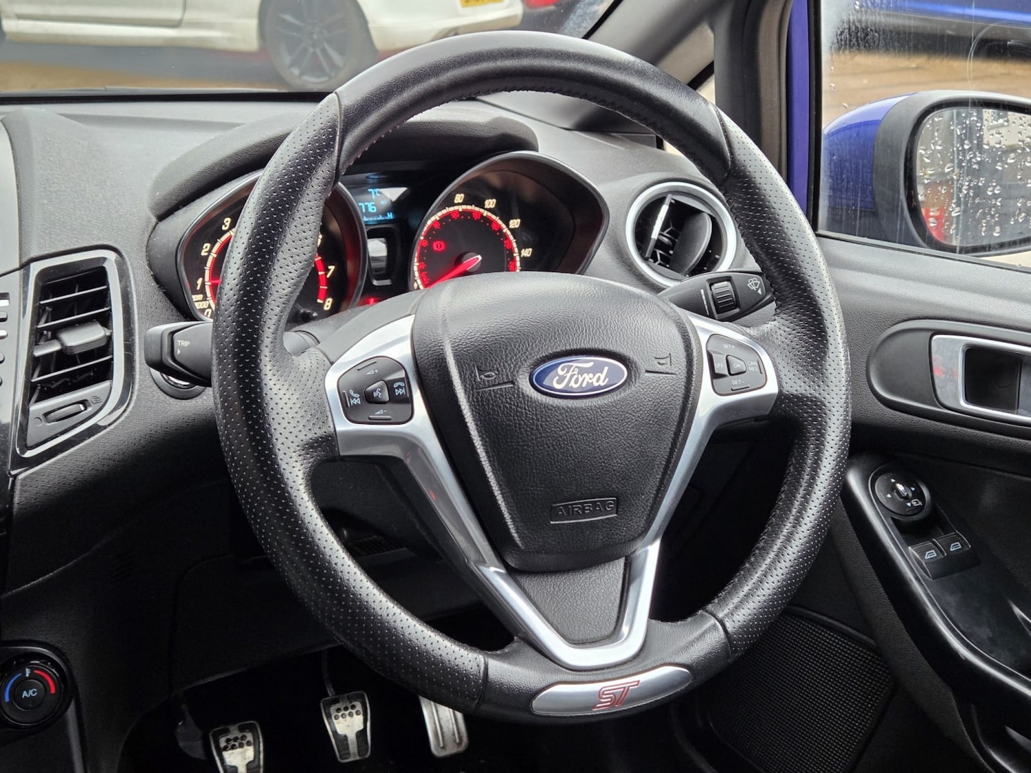 Used Ford Fiesta 2014 for sale - 77494901: Photo 8