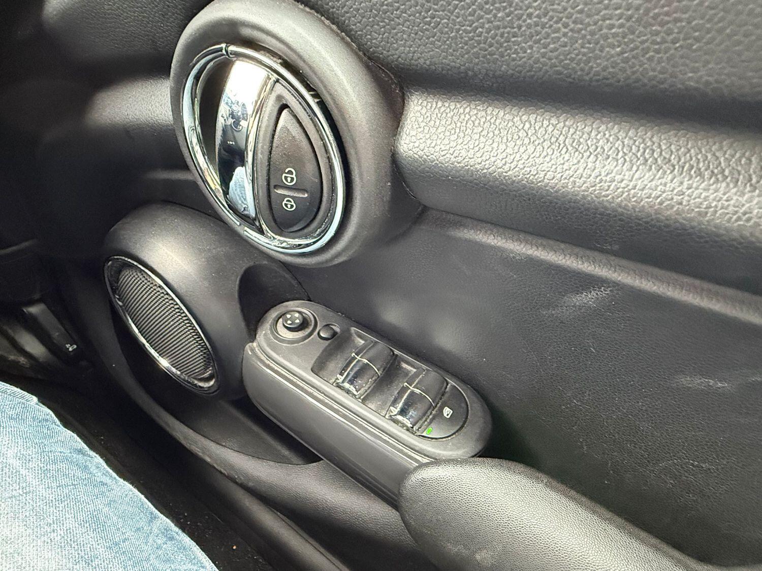 Used MINI Hatch 2015 for sale - 76174116: Photo 17