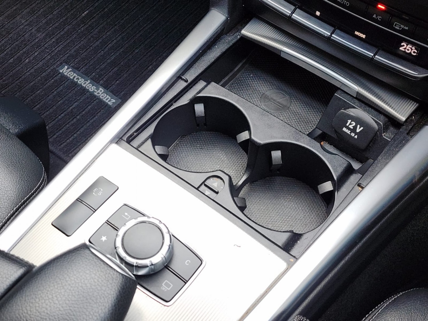 Used Mercedes-Benz E Class 2015 for sale - 76591554: Photo 15