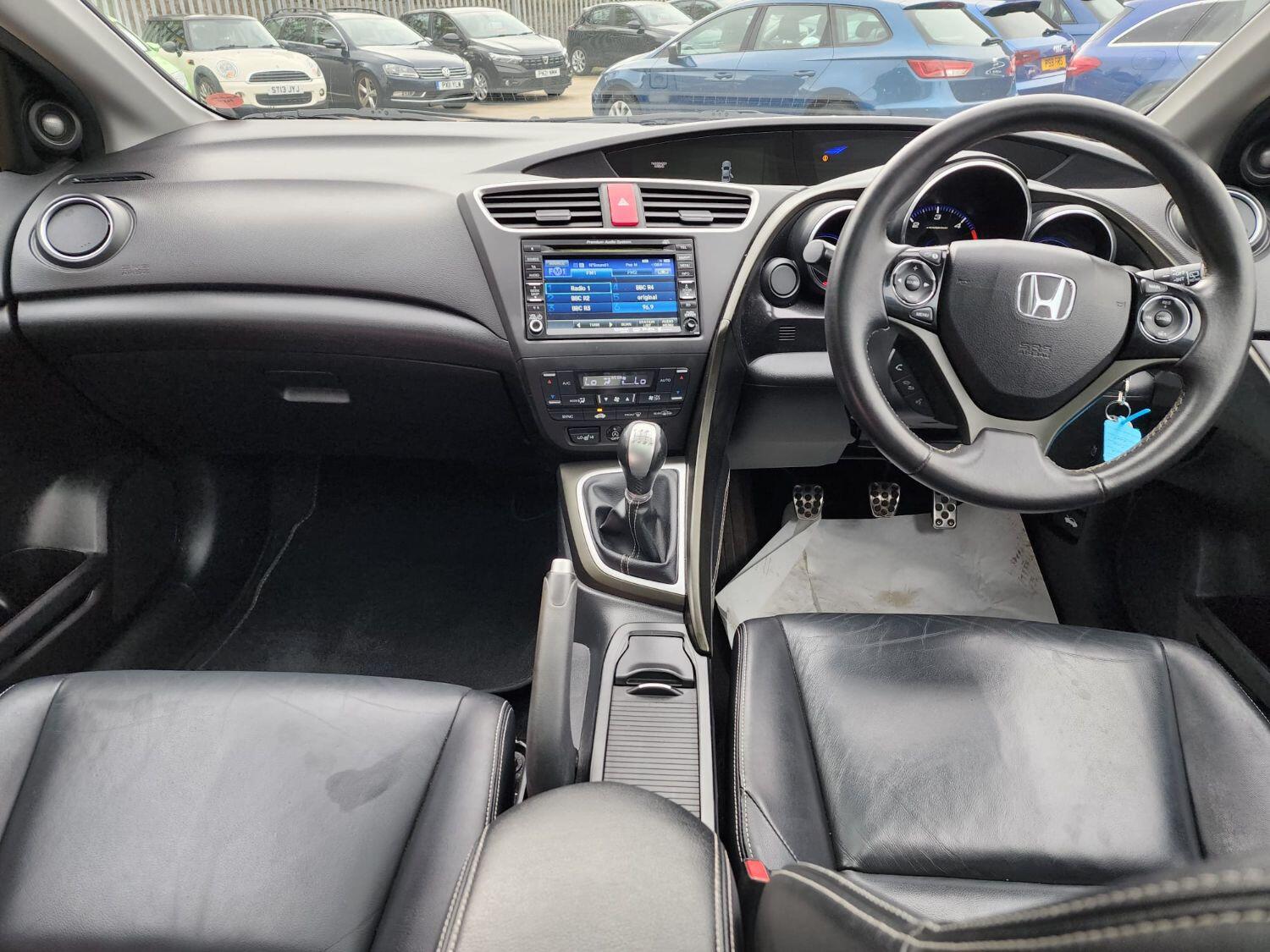 Used Honda Civic 2014 for sale - 76174119: Photo 8