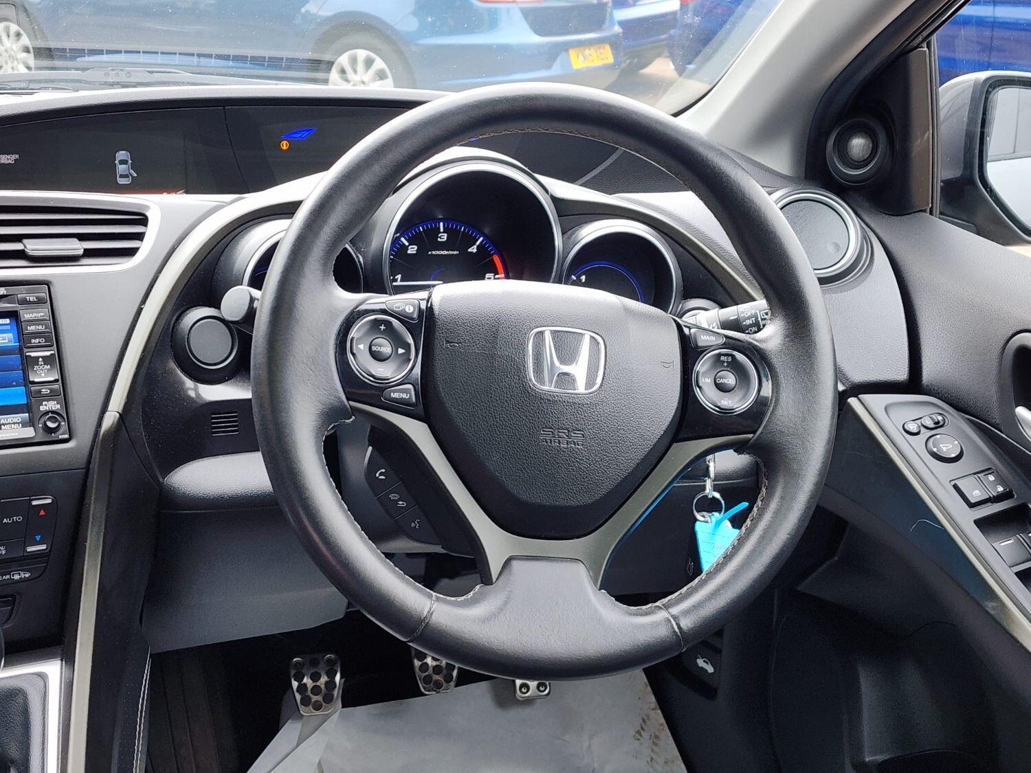 Used Honda Civic 2014 for sale - 76174119: Photo 9