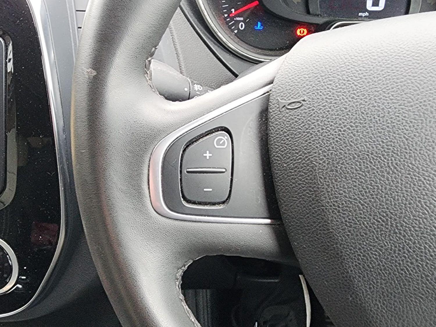 Used Renault Captur 2018 for sale - 76120366: Photo 16