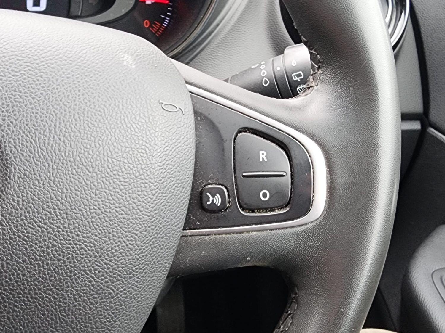 Used Renault Captur 2018 for sale - 76120366: Photo 17