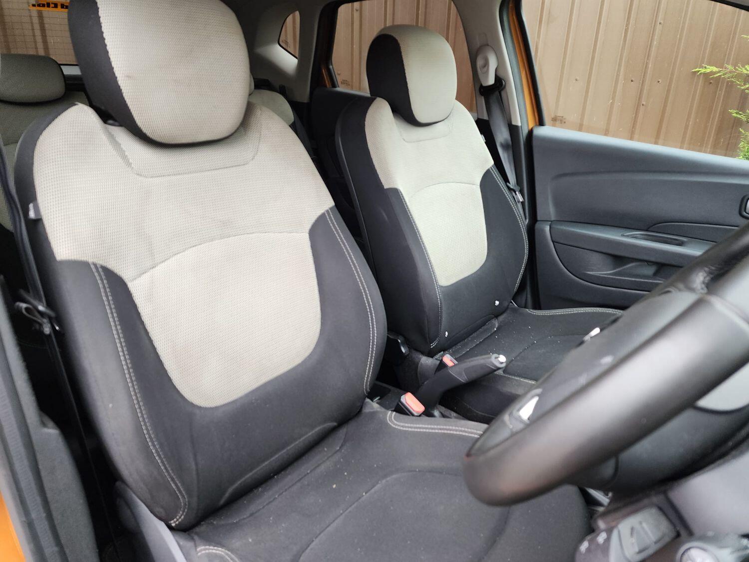 Used Renault Captur 2018 for sale - 76120366: Photo 6