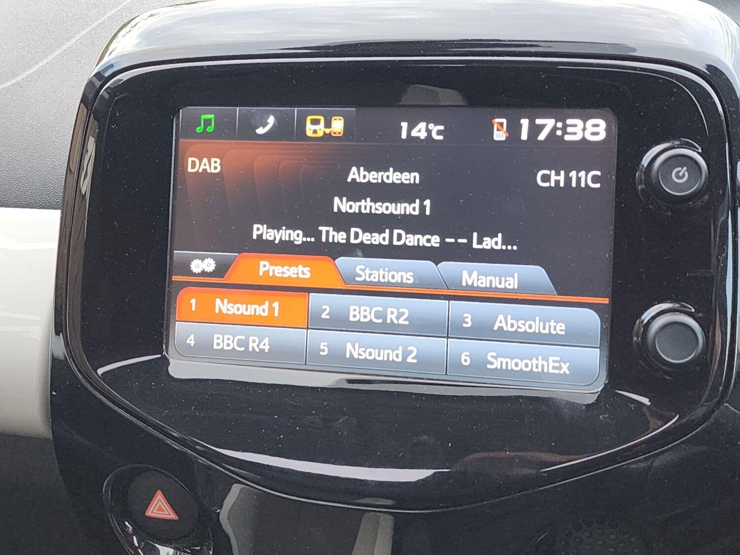 Used Toyota AYGO 2017 for sale - 76211892: Photo 11