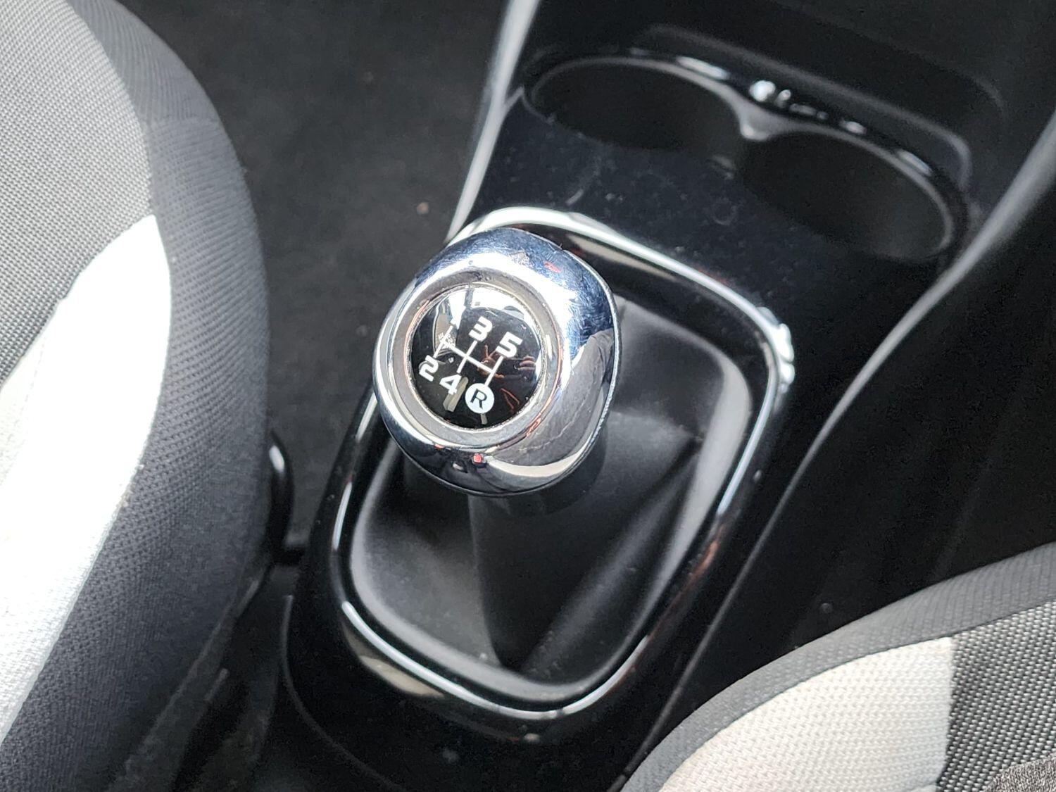 Used Toyota AYGO 2017 for sale - 76211892: Photo 15