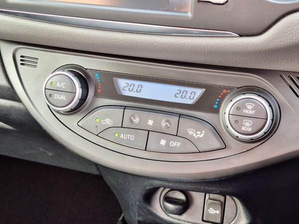 Used Toyota Yaris 2019 for sale - 75686101: Photo 15