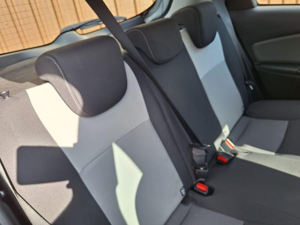 Used Toyota Yaris 2019 for sale - 75686101: Photo 22