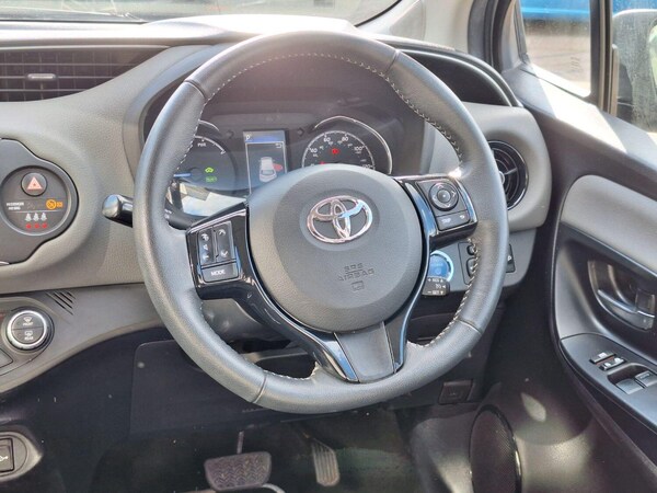 Used Toyota Yaris 2019 for sale - 75686101: Photo 8