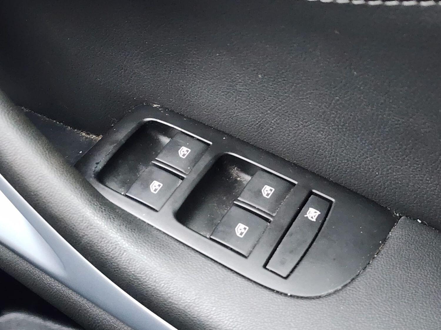 Used Vauxhall Zafira Tourer 2018 for sale - 76174060: Photo 17