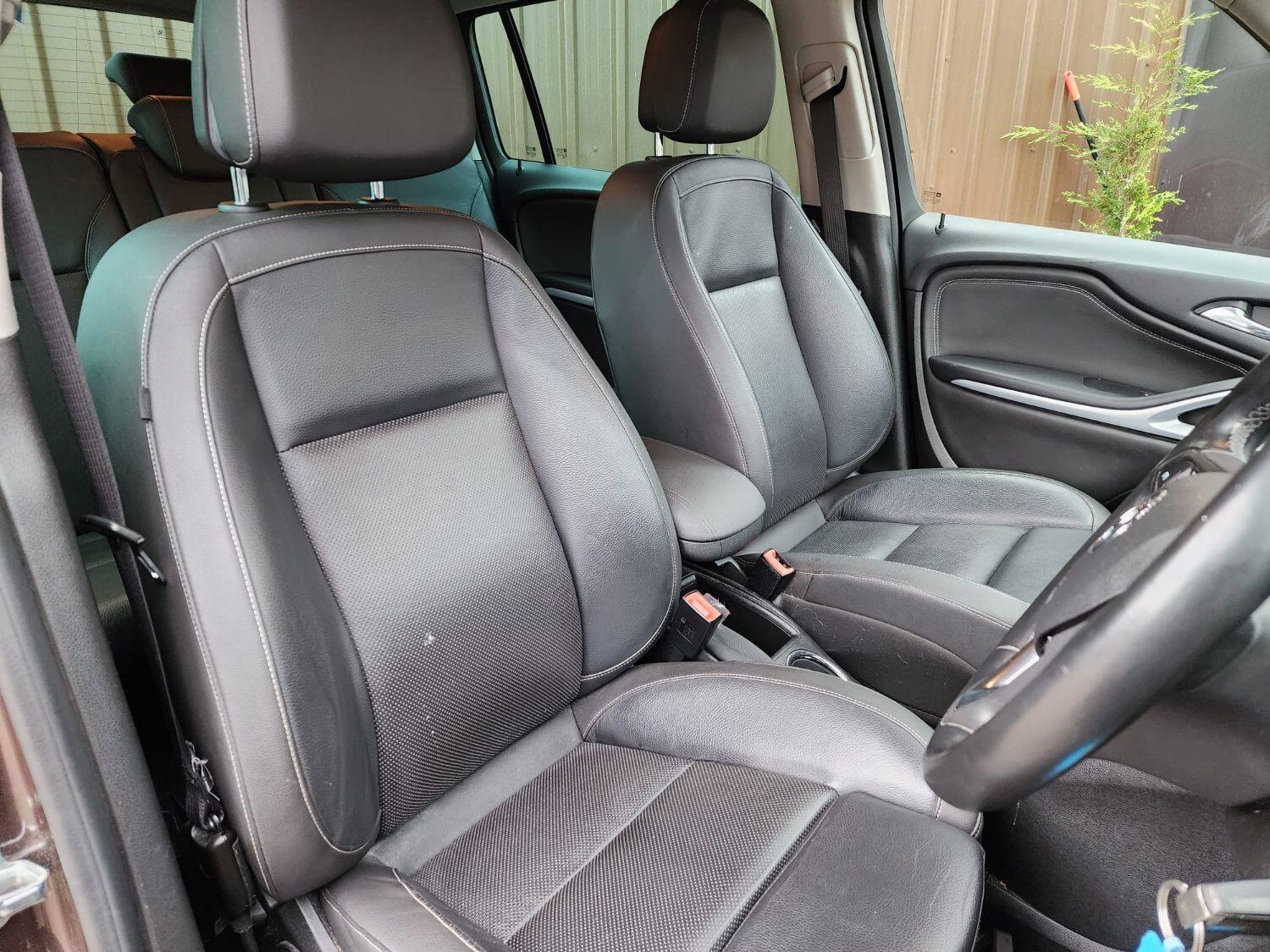 Used Vauxhall Zafira Tourer 2018 for sale - 76174060: Photo 6