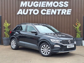 Used Volkswagen T-Roc 2018 for sale - 75686051: Photo