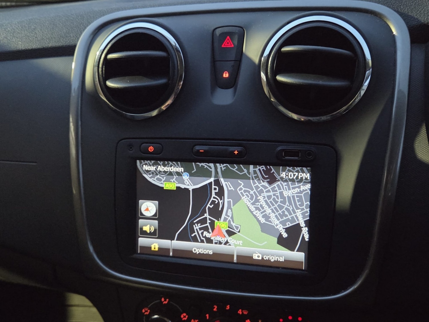 Used Dacia Sandero Stepway 2015 for sale - 77277281: Photo 11