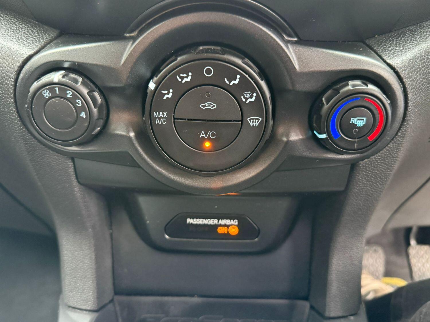 Used Ford Ecosport 2016 for sale - 76134117: Photo 12