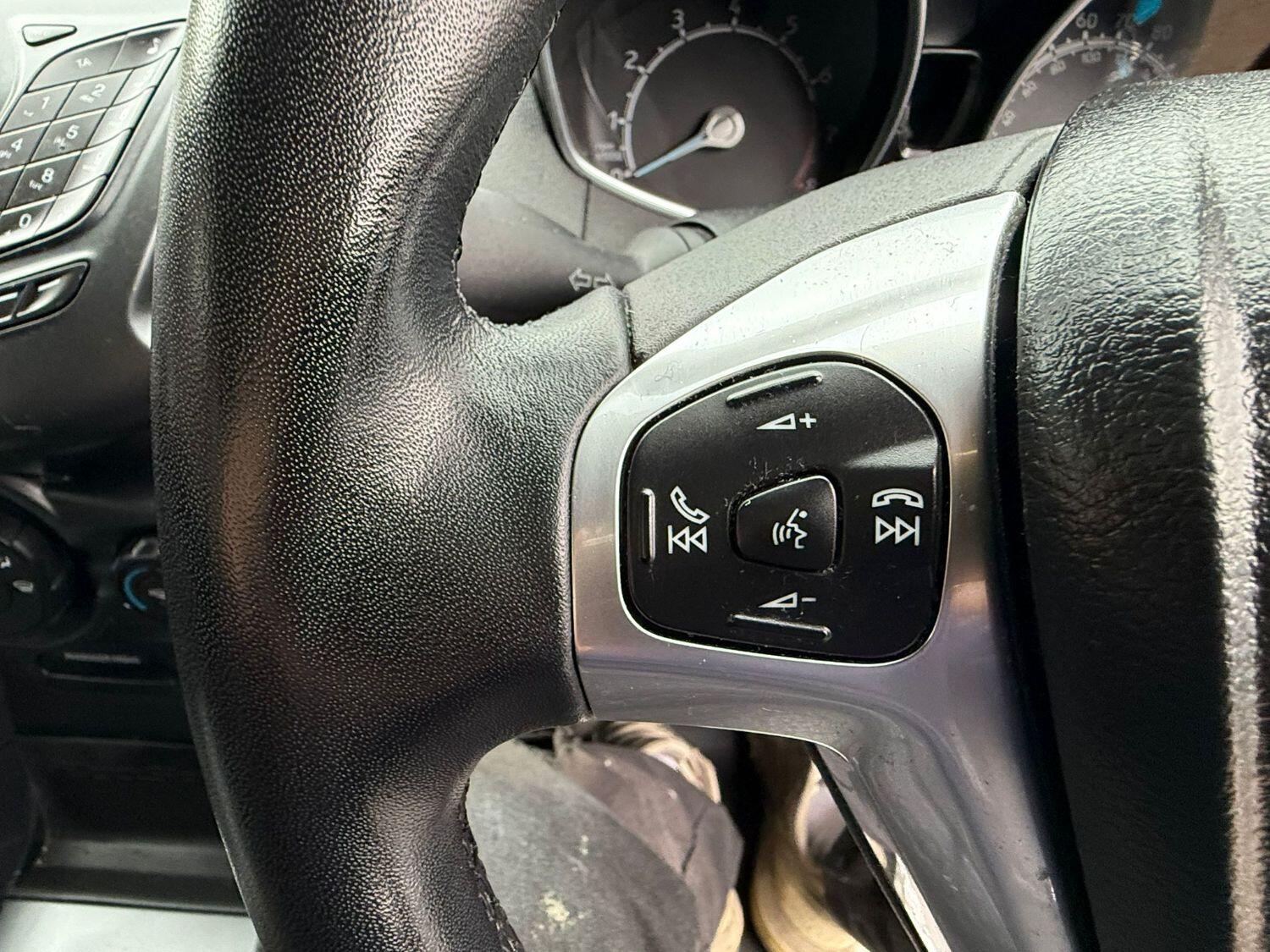 Used Ford Ecosport 2016 for sale - 76134117: Photo 9