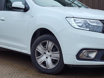 Used Dacia Sandero 2019 for sale - 78829441: Photo