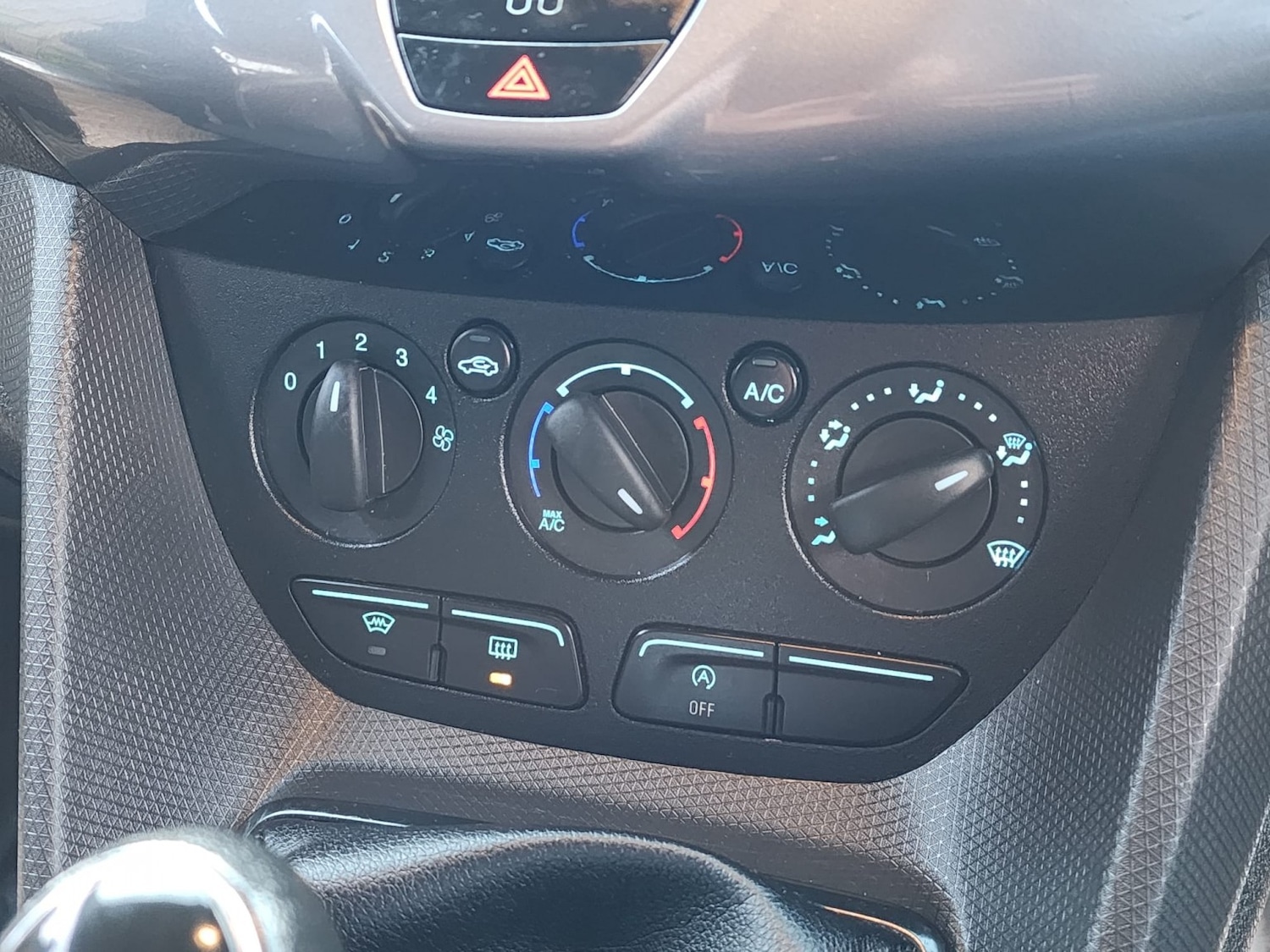 Used Ford Transit Connect 2018 for sale - 76863920: Photo 13