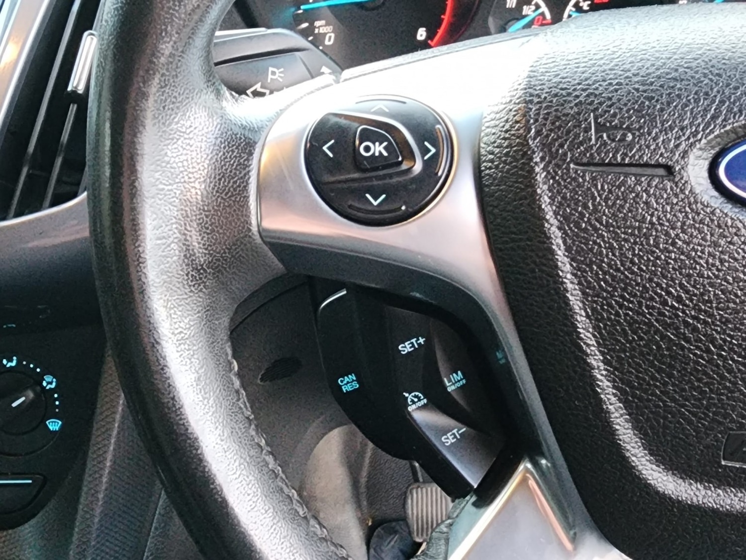 Used Ford Transit Connect 2018 for sale - 76863920: Photo 16