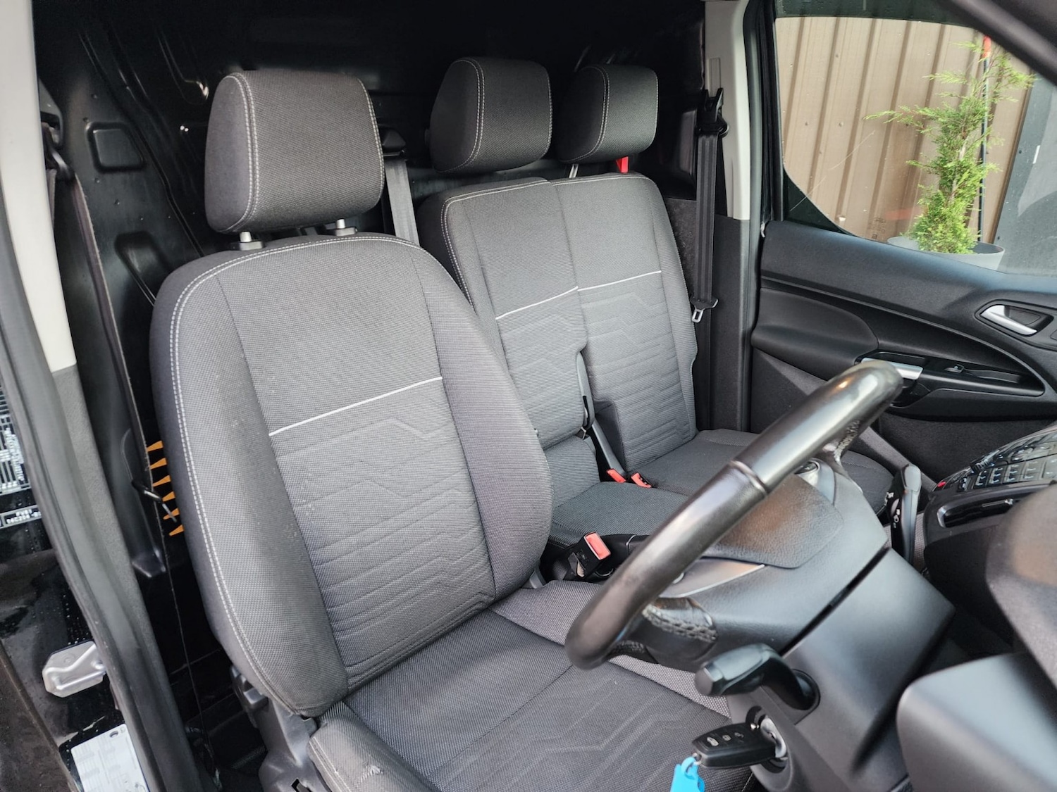 Used Ford Transit Connect 2018 for sale - 76863920: Photo 8