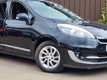 Used Renault Grand Scenic 2012 for sale - 78674075: Photo