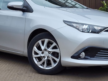 Used Toyota Auris 2016 for sale - 78829474: Photo