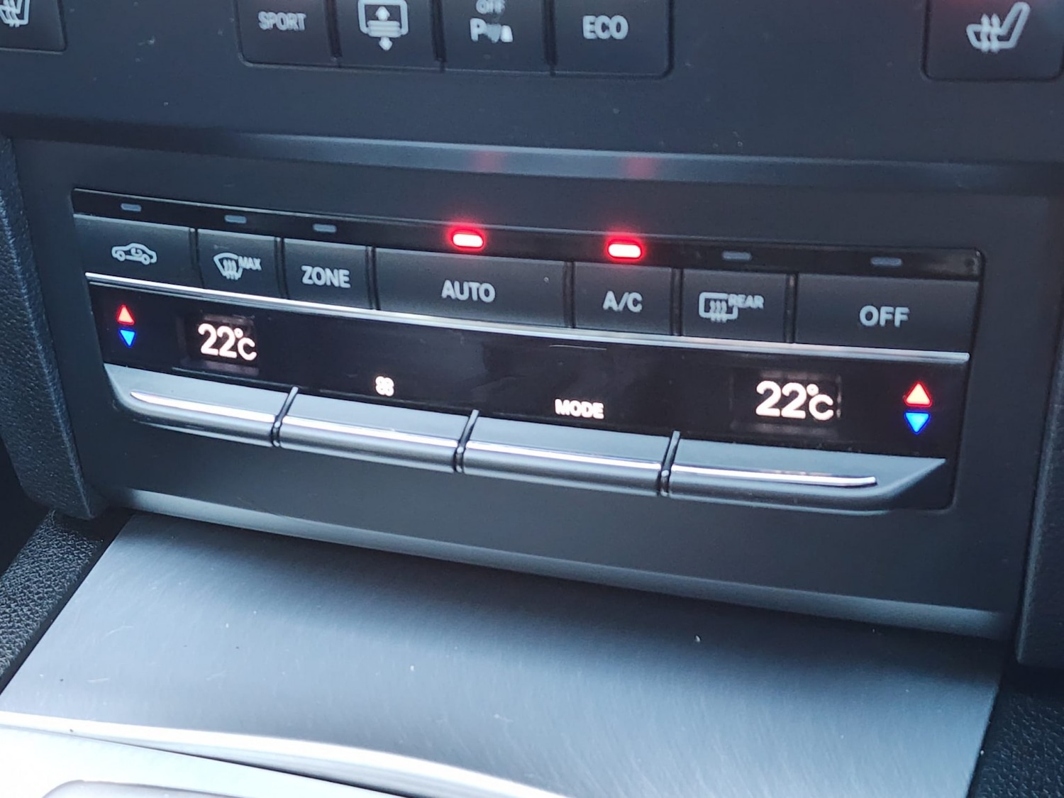 Used Mercedes-Benz E Class 2013 for sale - 76510990: Photo 15