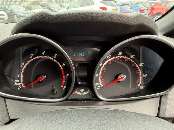 Used Ford Fiesta 2017 for sale - 76225342: Photo 11