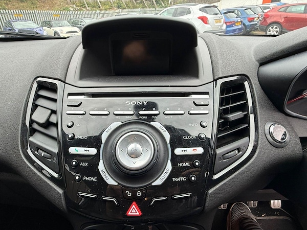 Used Ford Fiesta 2017 for sale - 76225342: Photo 14