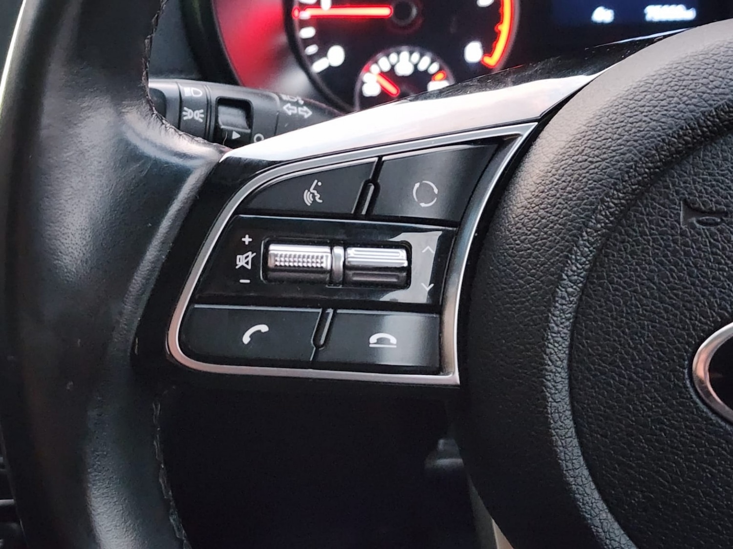 Used Kia Optima 2019 for sale - 76769879: Photo 15