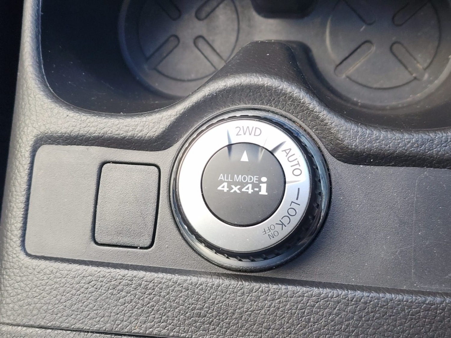 Used Nissan X-Trail 2017 for sale - 76407463: Photo 16