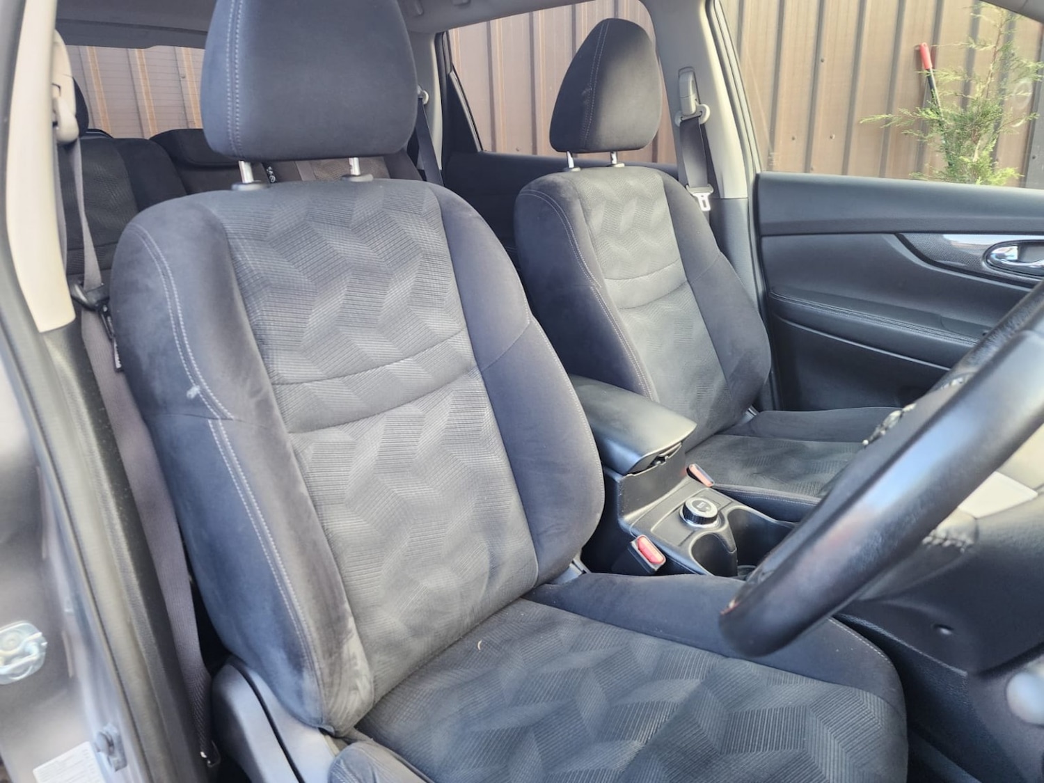 Used Nissan X-Trail 2017 for sale - 76407463: Photo 6