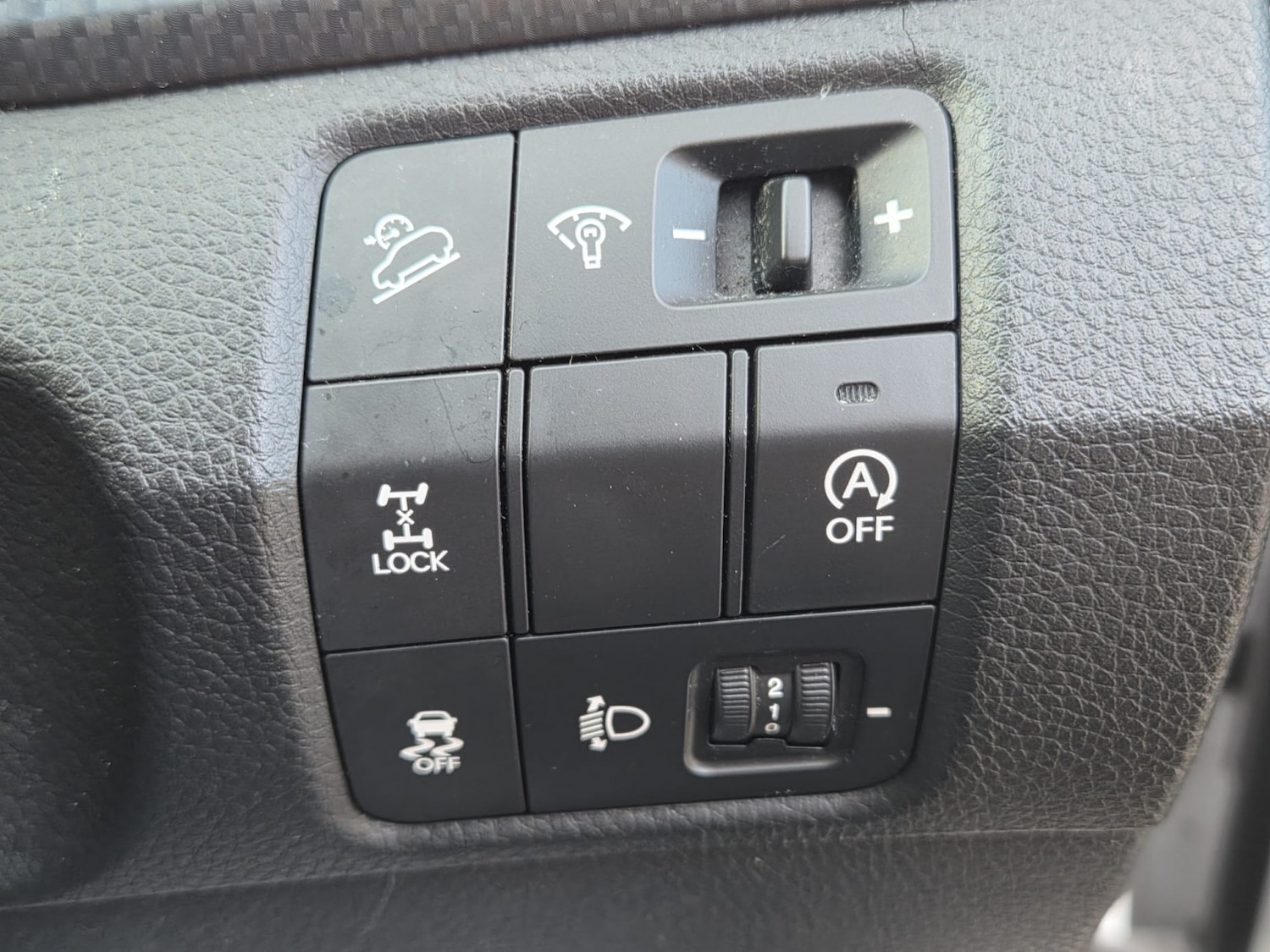 Used Hyundai Santa Fe 2017 for sale - 77656271: Photo 16