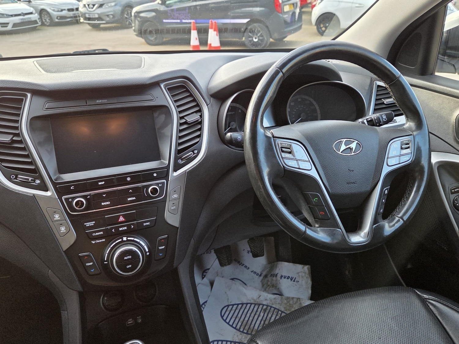 Used Hyundai Santa Fe 2017 for sale - 77656271: Photo 7