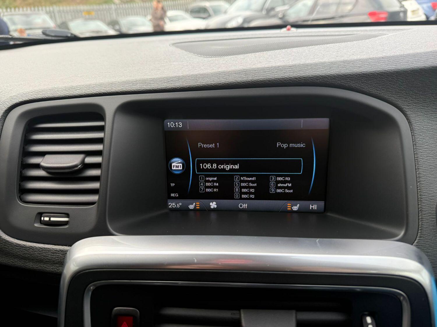 Used Volvo V60 2010 for sale - 76114020: Photo 11