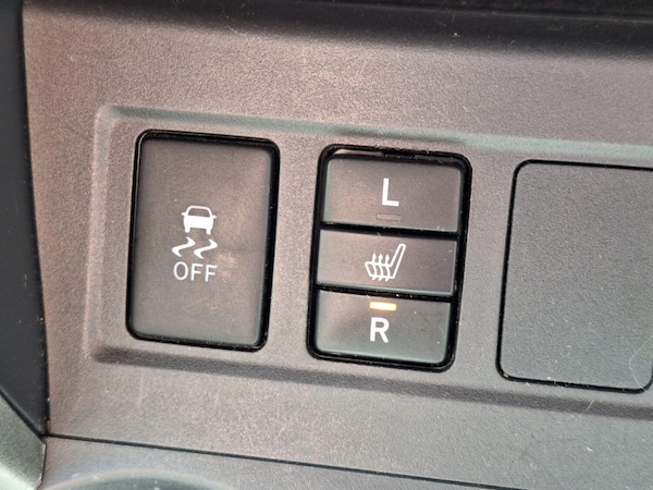 Used Toyota RAV4 2012 for sale - 74640087: Photo 14
