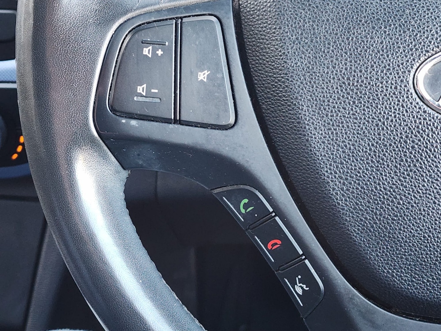 Used Hyundai i10 2016 for sale - 76957884: Photo 16