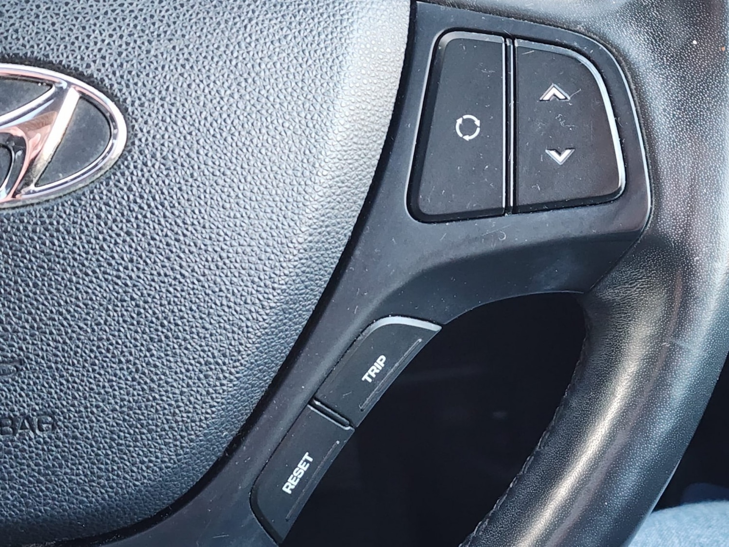 Used Hyundai i10 2016 for sale - 76957884: Photo 17